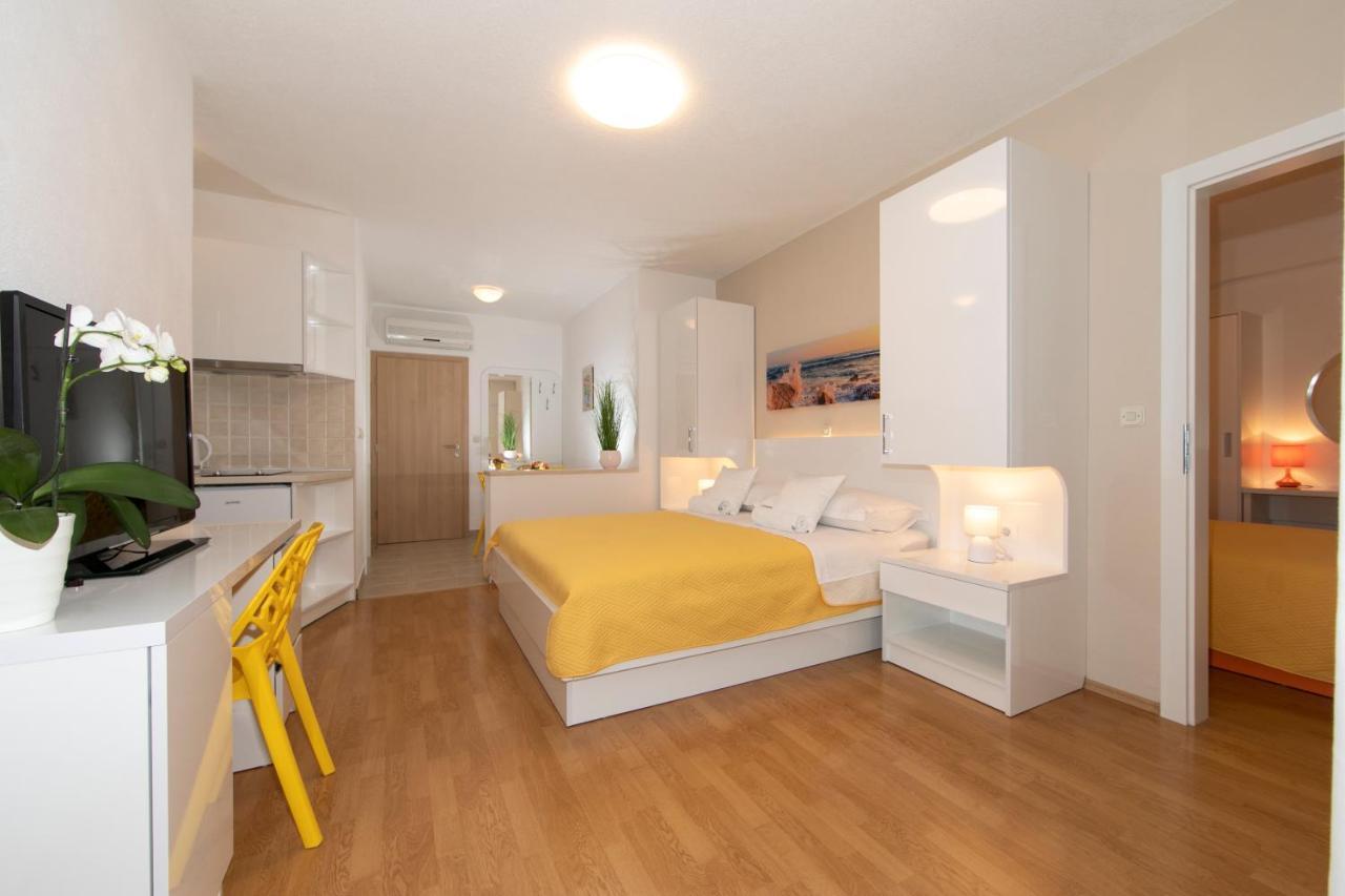 Apartments Milana 2 Tučepi Eksteriør bilde