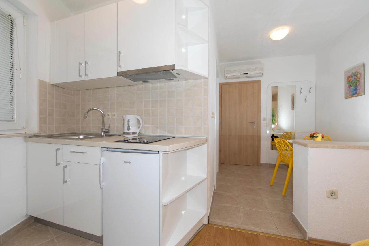 Apartments Milana 2 Tučepi Eksteriør bilde