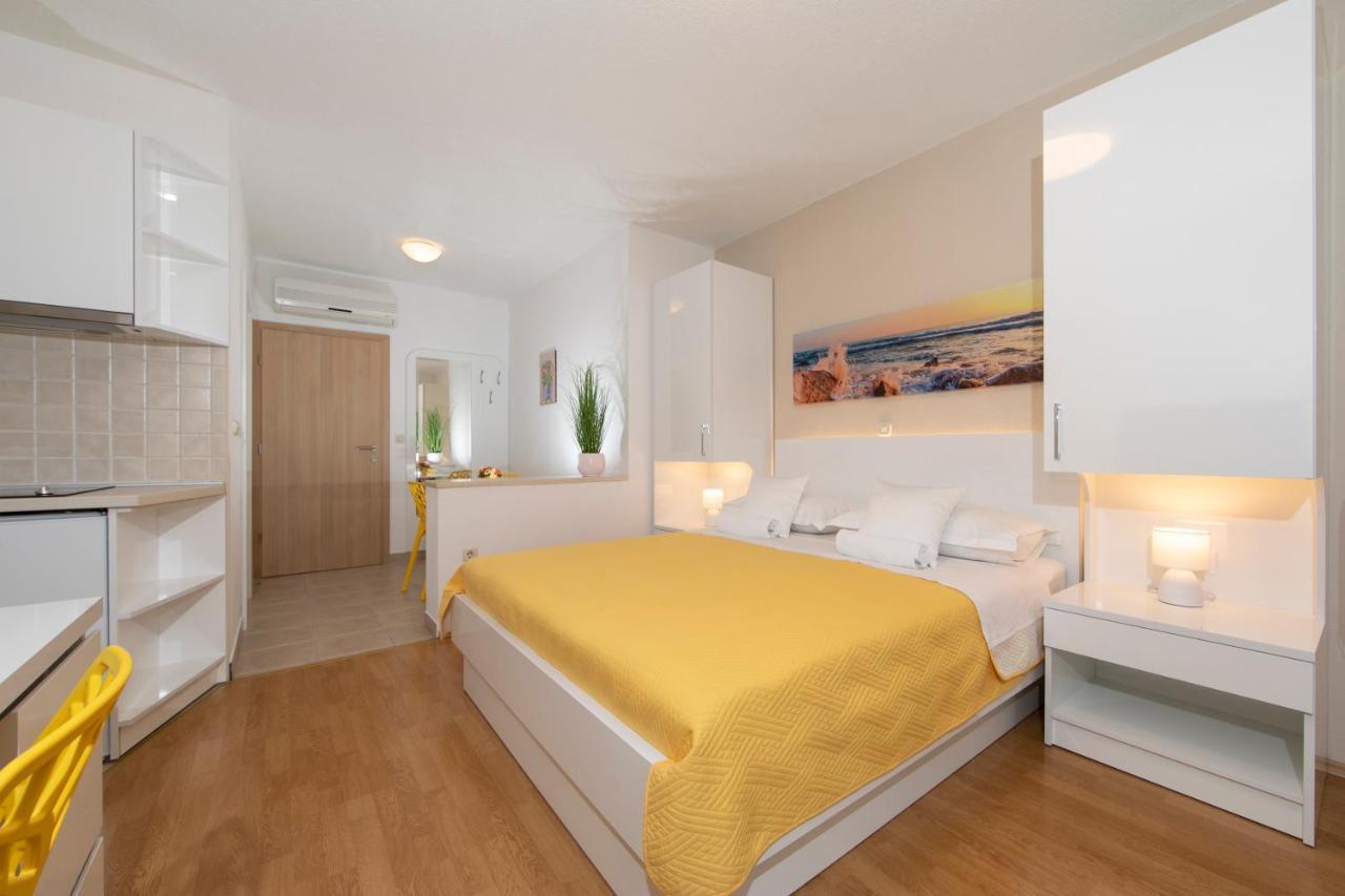 Apartments Milana 2 Tučepi Eksteriør bilde