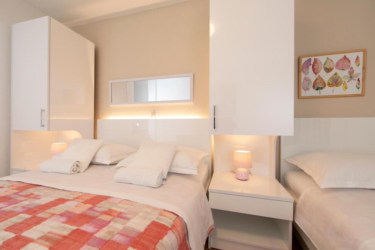 Apartments Milana 2 Tučepi Eksteriør bilde