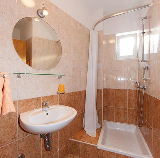Apartments Milana 2 Tučepi Eksteriør bilde
